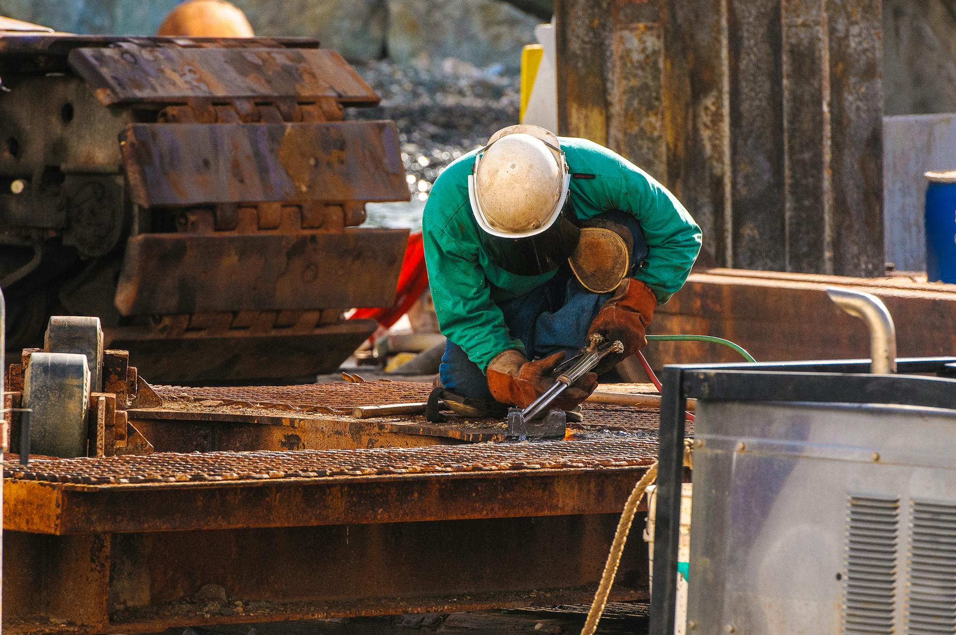 Brunt work boots construction site