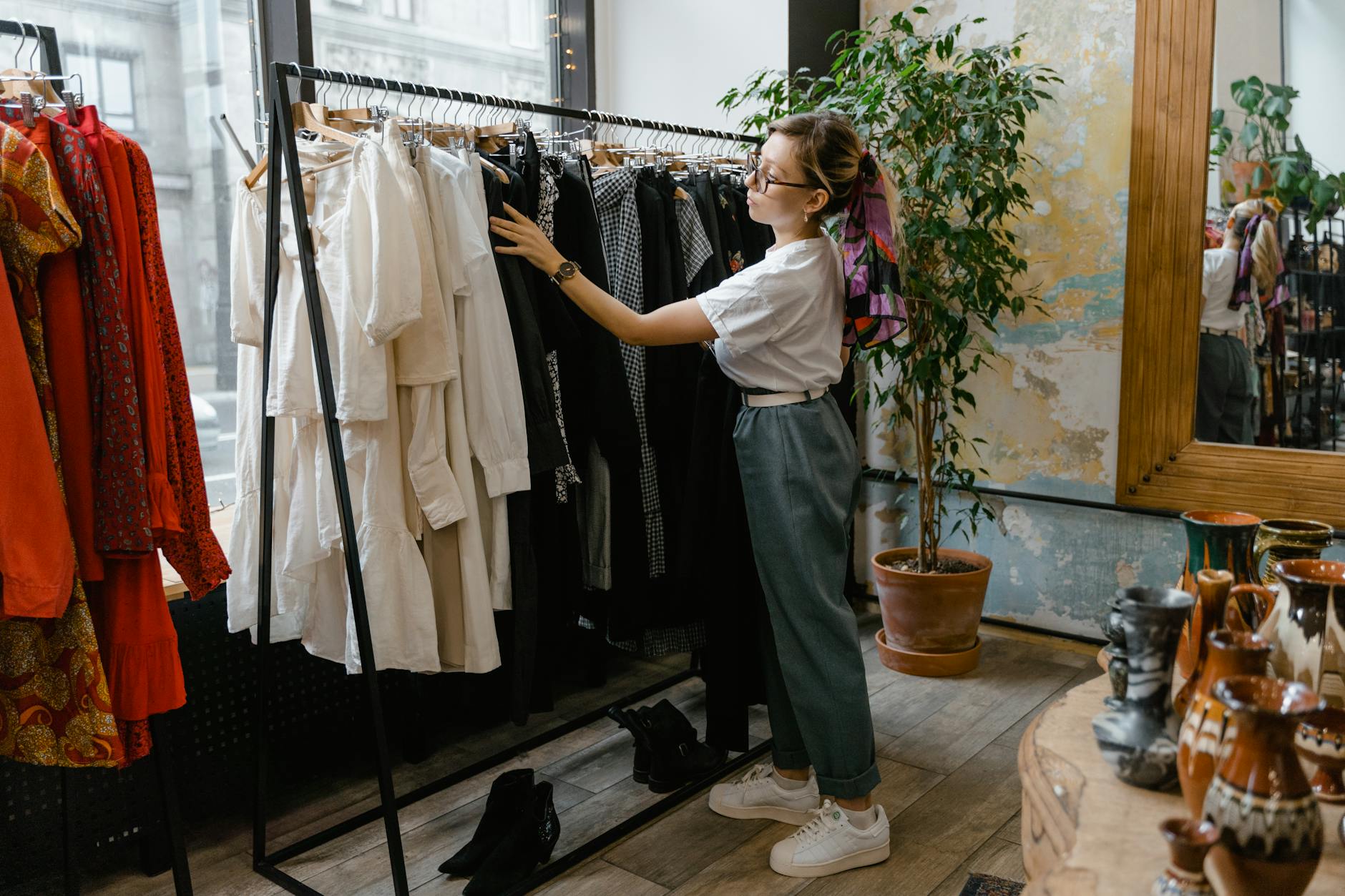 modern clothing rack display