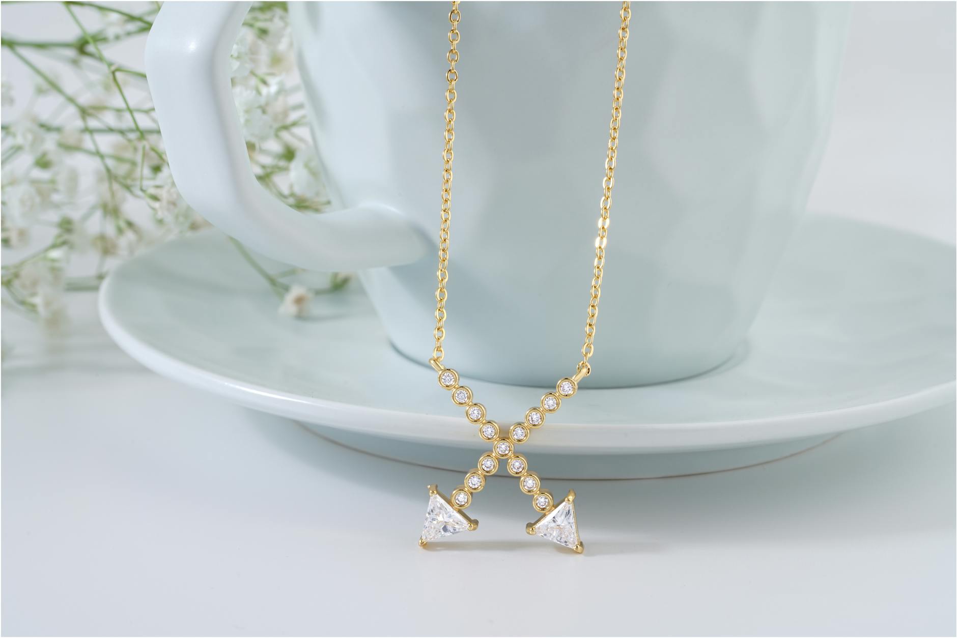 diamond necklace luxury