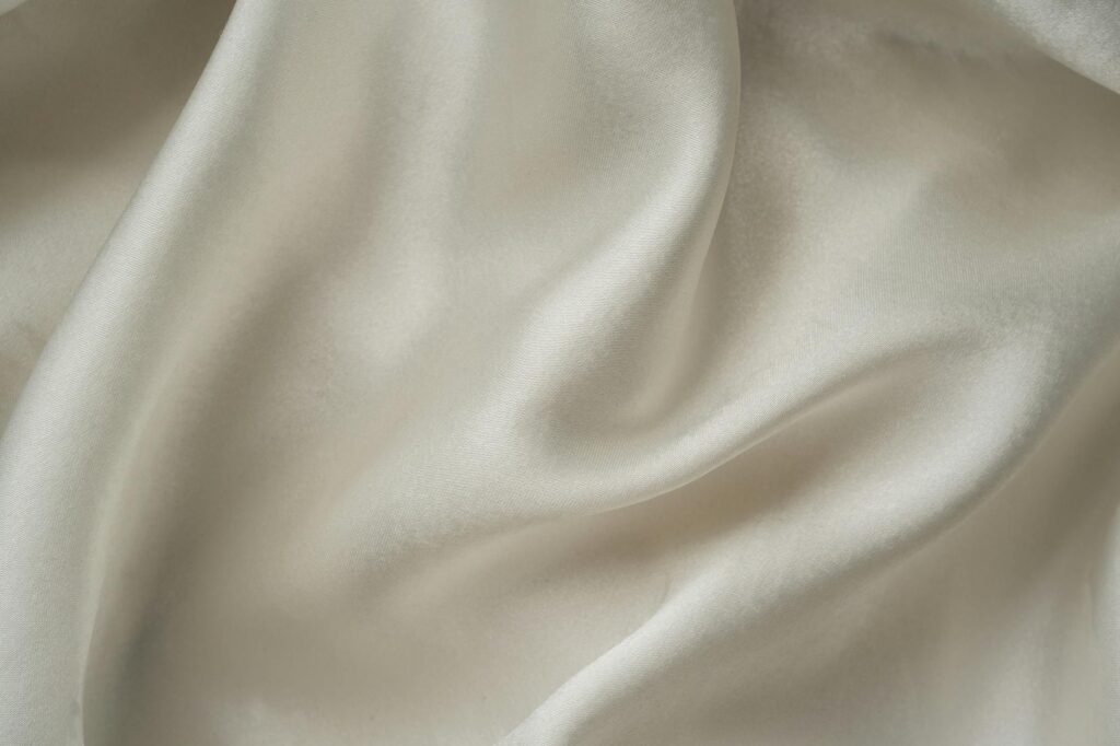 Silk Pillowcases: Your Hair & Skin’s Best Friend